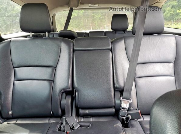 5FNYF6H7XGB044783 2016 HONDA PILOT Черный Вид задней части салона