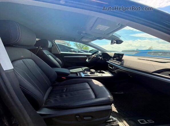WA1AAAFY6N2110013 2022 AUDI Q5 Blue Widok z tyłu