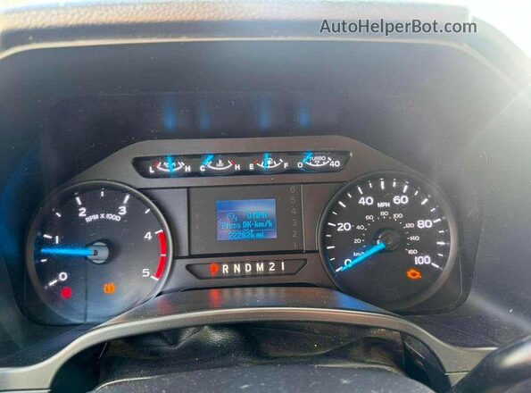 1FT8W3DT7HED16940 2017 FORD F350 White Առջևի վահանակի տեսք