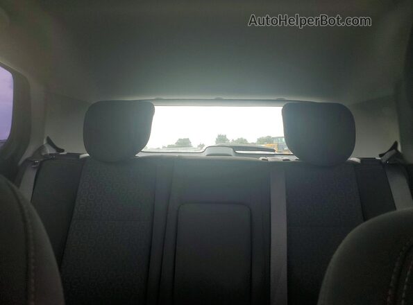 KL7CJKSB7JB543319 2018 CHEVROLET TRAX Silver Вид задньої частини салону