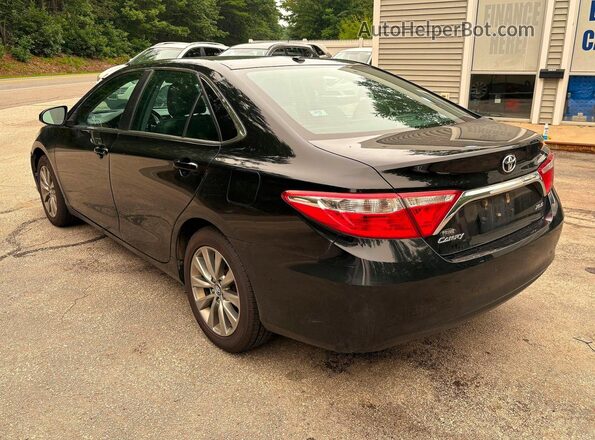 4T1BF1FK7HU694322 2017 TOYOTA CAMRY Black Rear right
