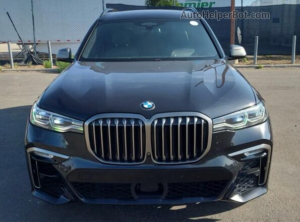 5UXCX6C02N9K13685 2022 BMW X7 Черный Вид задней части салона