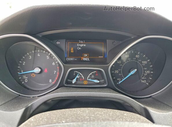 1FADP3E22GL219758 2016 FORD FOCUS Черный Вид задних сидений