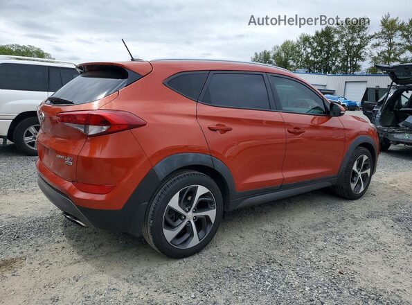 KM8J3CA21GU077326 2016 HYUNDAI TUCSON Оранжевый Передняя правая четверть