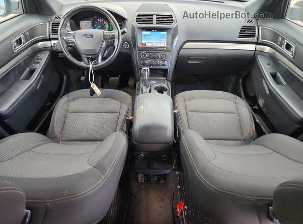 1FM5K8D87JGA61705 2018 FORD EXPLORER Black ხელსაწყოთა პანელის ხედი