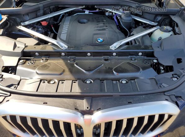 5UX23EU02T9055166 2026 BMW X5 Blue VIN կոդի պիտակի տեսք