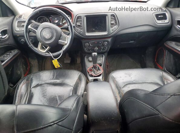 3C4NJDDB7HT597541 2017 JEEP COMPASS Black Вид щитка приладів
