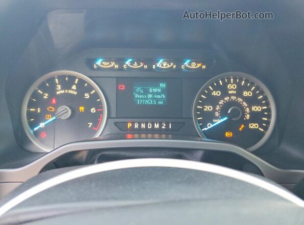1FTEW1EP6GFC31718 2016 FORD F150 Black Հետևի նստատեղերի տեսք