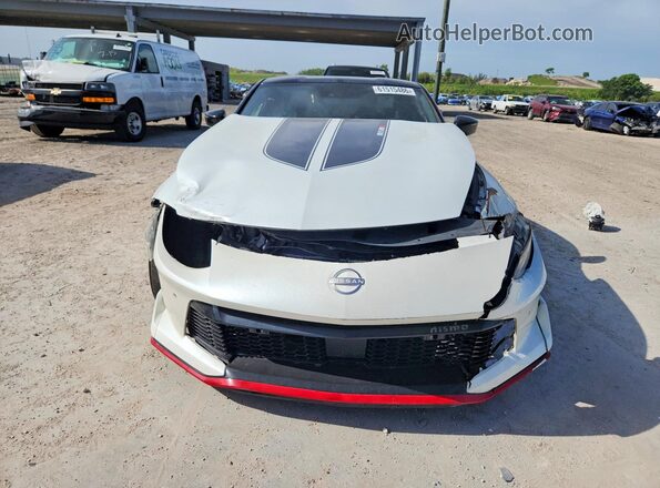JN1BZ4CH2RM362394 2024 NISSAN Z White Widok z tyłu