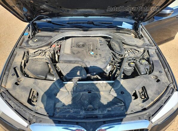 WBAJA7C38HG904016 2017 BMW 5 SERIES Black Вид підкапотного простору