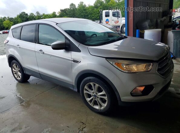 1FMCU0GD9KUB06755 2019 FORD ESCAPE Silver Вид спереду