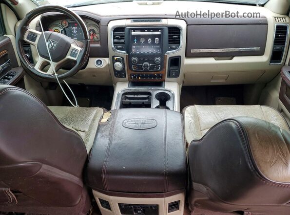 1C6RR7PT0JS163444 2018 RAM 1500 Black Vista del cuadro de instrumentos