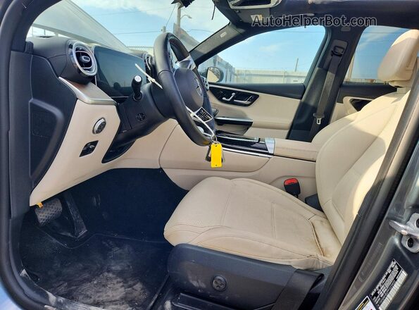 W1NKM4HB2PF023922 2023 MERCEDES-BENZ GLC-CLASS Gray Vista del salpicadero