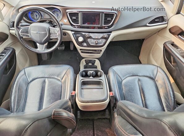 2C4RC1BG3JR126407 2018 CHRYSLER PACIFICA Purple Вид щитка приладів