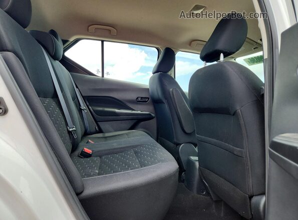 3N1CP5BV9NL517504 2022 NISSAN KICKS White Вид підкапотного простору