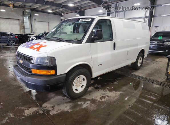 1GCWGAF18K1217255 2019 CHEVROLET EXPRESS White Rear left