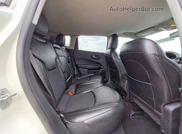 3C4NJCBB3KT726010 2019 JEEP COMPASS White Շարժիչի բաժամունքի տեսք