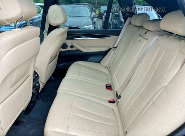 5UXKT0C31H0S81452 2017 BMW X5 Black Vista trasera