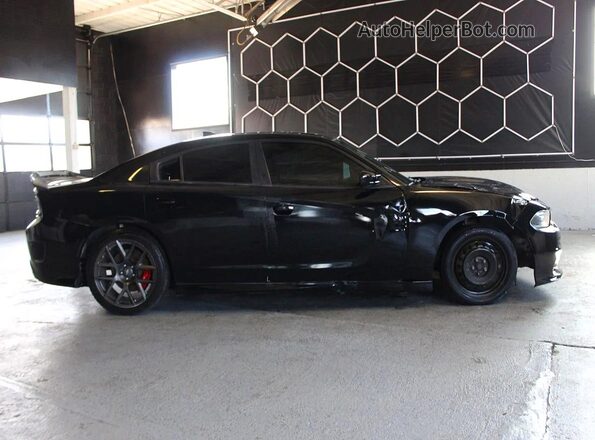 2C3CDXGJ8HH652854 2017 DODGE CHARGER Black Delantero derecho