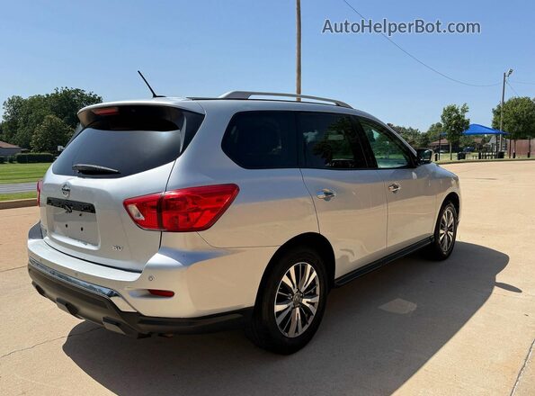 5N1DR2MN8JC624231 2018 NISSAN PATHFINDER Silver Vista frontal