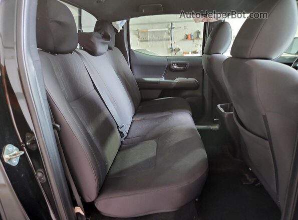 5TFCZ5AN4GX009876 2016 TOYOTA TACOMA Black Widok wnętrza z tyłu