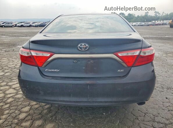 4T1BF1FK0HU408228 2017 TOYOTA CAMRY Charcoal Widok wnętrza z przodu