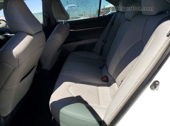 4T1K61AK9LU950377 2020 TOYOTA CAMRY Белый Вид задних сидений