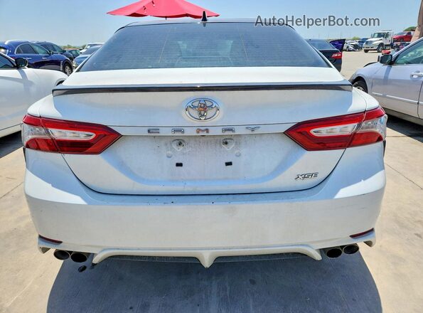 4T1B61HK1KU280764 2019 TOYOTA CAMRY White წინა სალონის ხედი