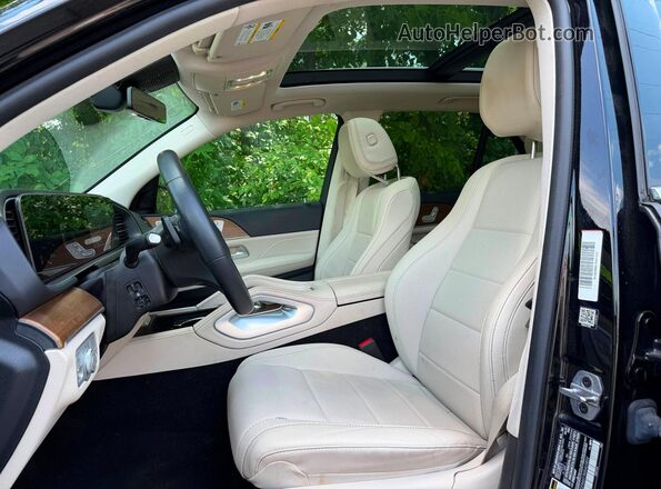 4JGFB4KE9MA465859 2021 MERCEDES-BENZ GLE Black Front interior view