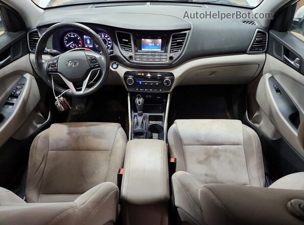 KM8J3CA22GU233597 2016 HYUNDAI TUCSON Белый Вид щитка приборов