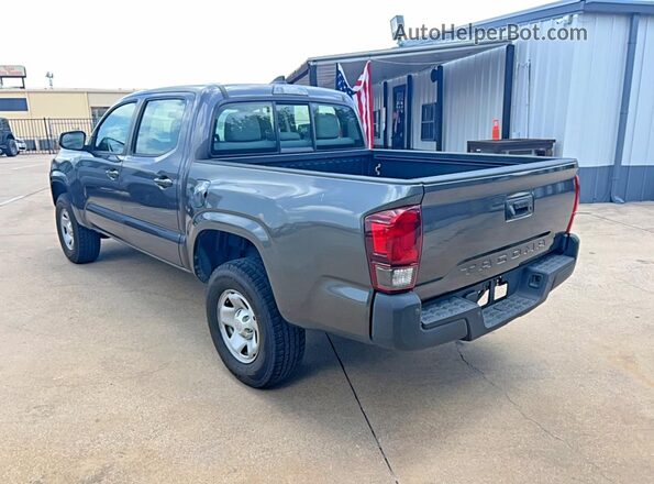5TFAX5GN7JX104508 2018 TOYOTA TACOMA Gray Front right