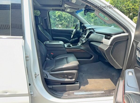 1GKS2GKC2KR289548 2019 GMC YUKON White Widok z tyłu