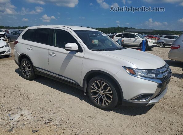 JA4AD3A39JZ035307 2018 MITSUBISHI OUTLANDER White Դիմացի տեսք