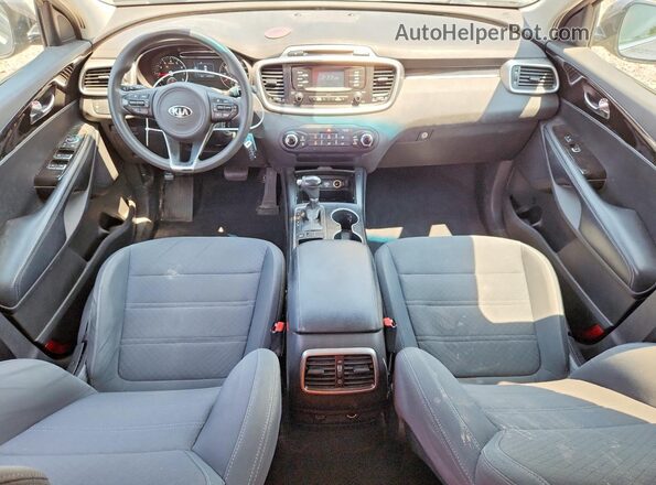 5XYPG4A55HG242073 2017 KIA SORENTO Gray Vista del cuadro de instrumentos