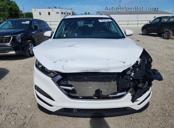 KM8J3CA42HU324615 2017 HYUNDAI TUCSON Белый Вид сзади