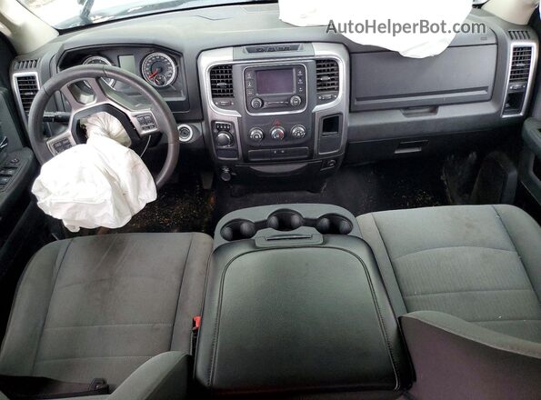 1C6RR6LG8NS234849 2022 RAM 1500 White Widok zestawu wskaźników