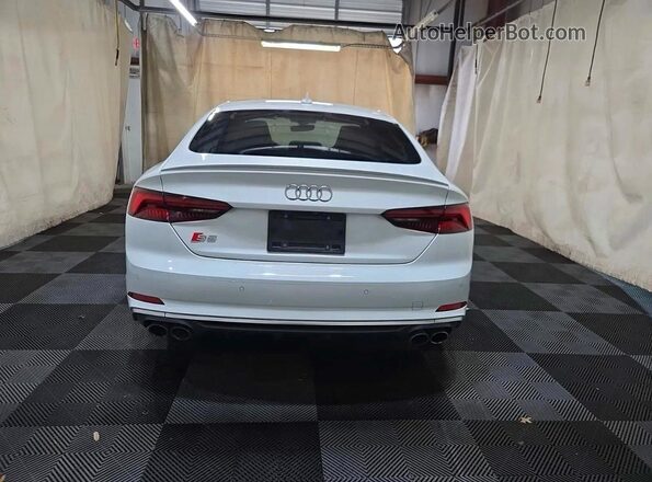 WAUC4CF52JA039705 2018 AUDI S5 White Vista interior de 360 grados