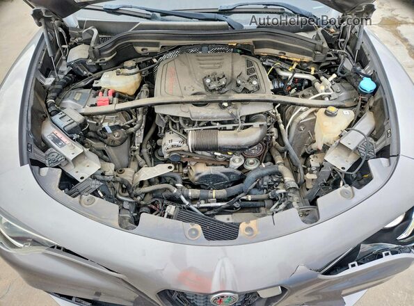 ZASFAKBN0J7B97991 2018 ALFA ROMEO STELVIO Gray Vista de la etiqueta del VIN