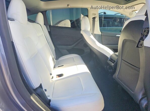 7SAYGDEE7SF240633 2025 TESLA MODEL Серебряный Вид подкапотного пространства