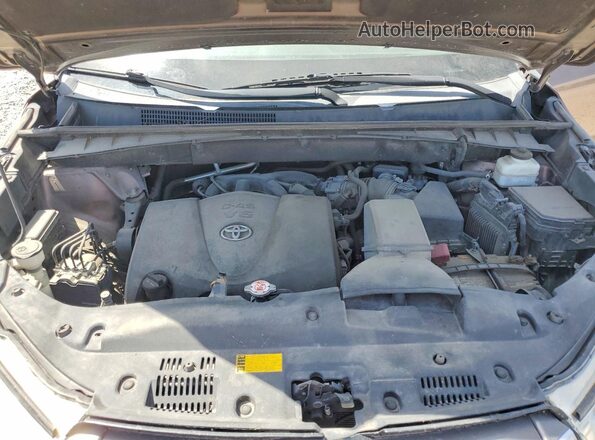 5TDBZRFH8KS982070 2019 TOYOTA HIGHLANDER Brown ძრავის განყოფილების ხედი