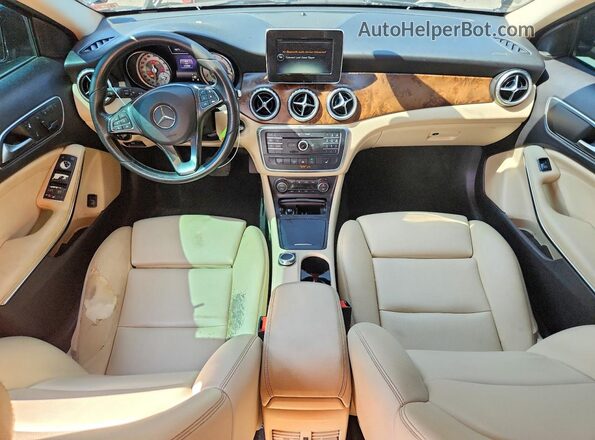 WDCTG4EB2GJ191901 2016 MERCEDES-BENZ GLA-CLASS Black Vista del cuadro de instrumentos