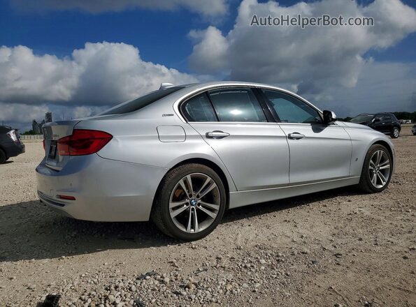 WBA8E1C3XHA158560 2017 BMW 3 SERIES Silver Передня права чверть