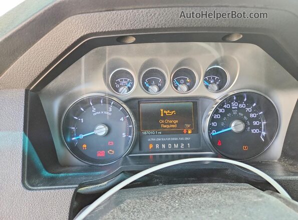 1FT8W3BT0GEB61536 2016 FORD F350 White Vista de los asientos traseros