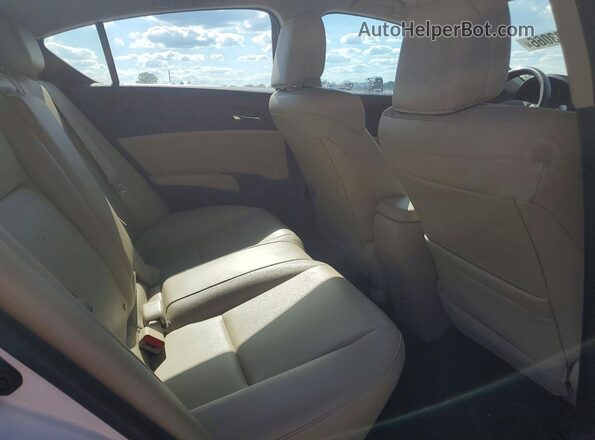 19UDE2F30HA015377 2017 ACURA ILX White Rear seats view