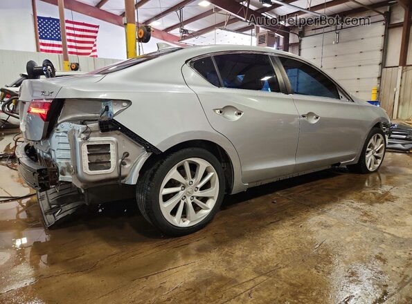 19UDE2F36JA004342 2018 ACURA ILX Silver Trasero derecho