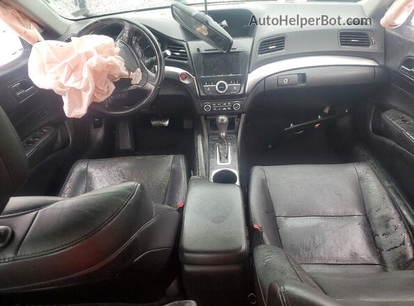 19UDE2F71HA014662 2017 ACURA ILX White Dashboard view