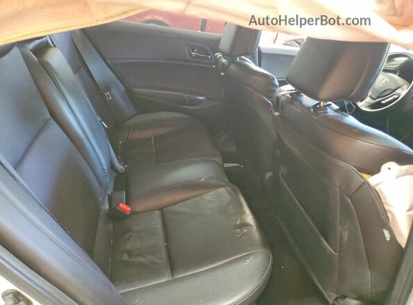 19UDE2F72HA003671 2017 ACURA ILX White Vista de los asientos traseros