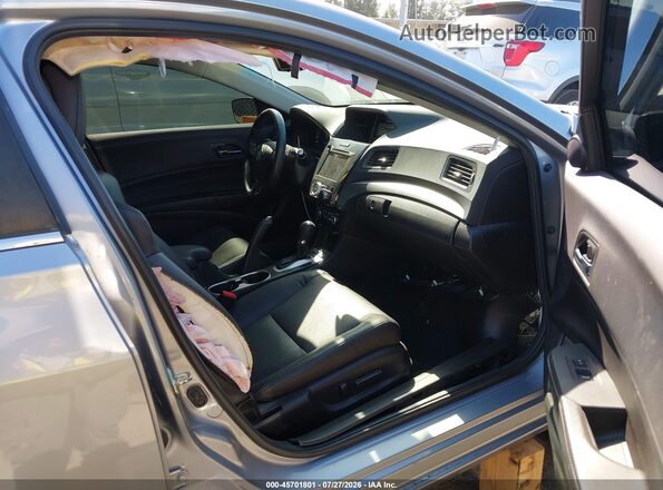 19UDE2F73HA003209 2017 ACURA ILX Серебряный Вид салона спереди