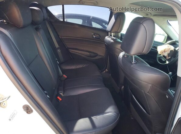 19UDE2F78HA004274 2017 ACURA ILX Белый Вид задних сидений