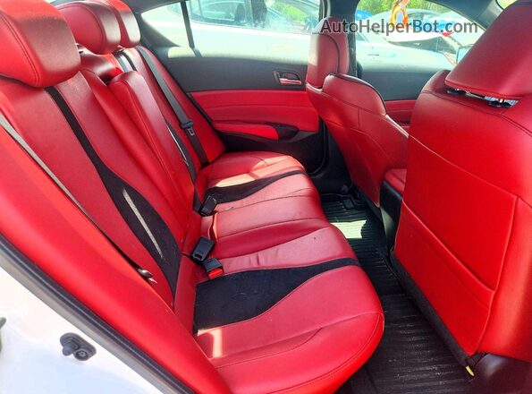 19UDE2F83LA800691 2020 ACURA ILX White Rear seats view